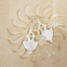 Load image into Gallery viewer, Ailsa Earrings By Origen
