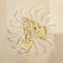 Load image into Gallery viewer, Ailsa Earrings By Origen
