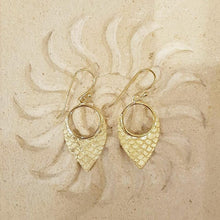 Load image into Gallery viewer, Aine Earrings By Origen
