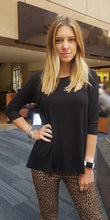 Load image into Gallery viewer, A Line 3/4 Sleeved Top By Origen
