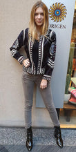 Load image into Gallery viewer, Aditi Velvet Embroidered Jacket

