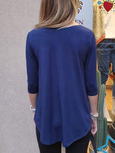 Load image into Gallery viewer, A Line 3/4 Sleeved Top By Origen
