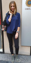 Load image into Gallery viewer, A Line 3/4 Sleeved Top By Origen
