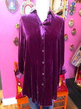 Load image into Gallery viewer, Aircon Shirt/Jacket By M.A. Dainty
